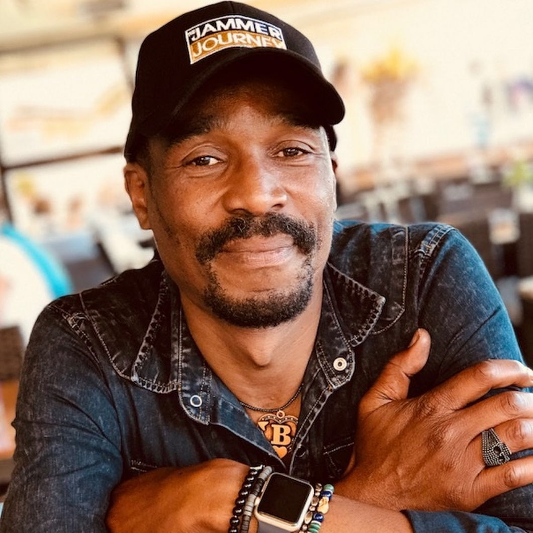 Bob Mabena